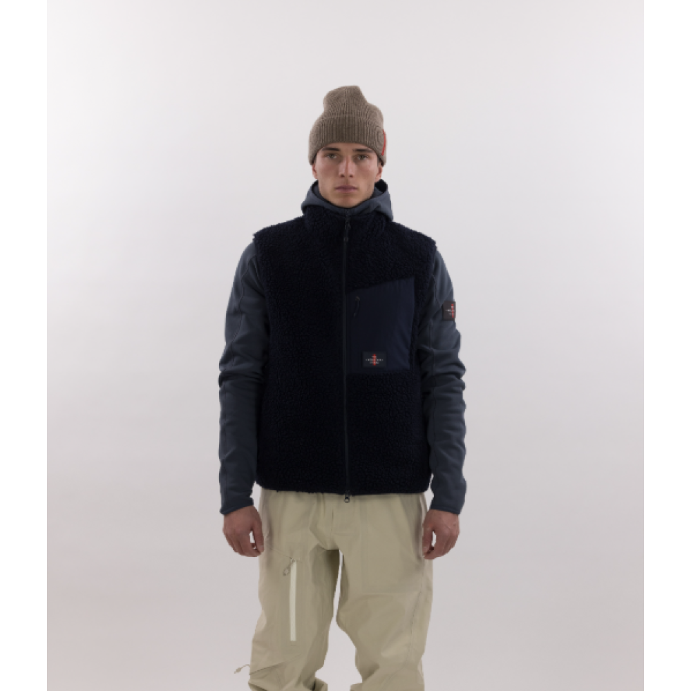 THE MOUNTAIN STUDIO - SOFT WOOL PILE VEST